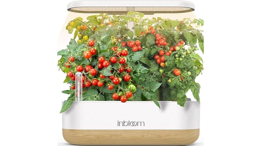 hydroponic system with twelve pods