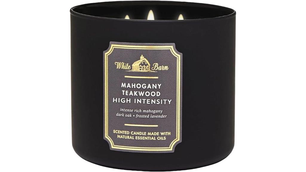 luxury woodsy scented candle