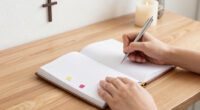 14 Best Christian Prayer Journals in 2026